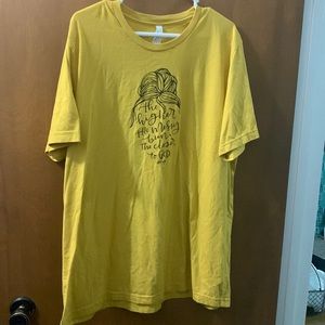 Messy bun T shirt, size 2XL, mustard yellow/gold